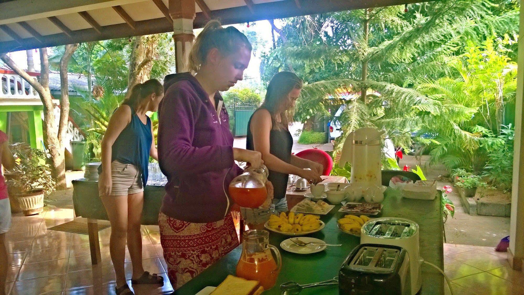 Sigiri Holiday Inn Inamaluwa Kültér fotó